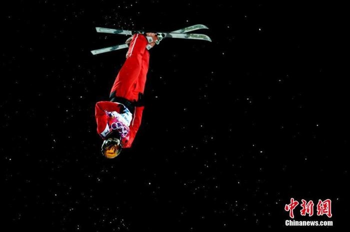 徐夢(mèng)桃在比賽中。<a target='_blank' href='/'>中新社</a>記者 富田 攝