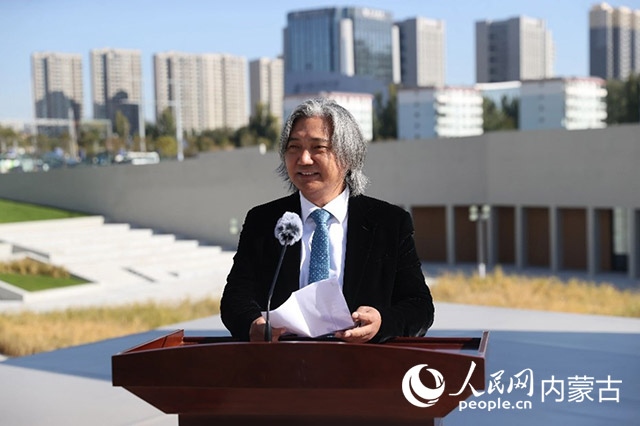 全國政協(xié)副秘書長、民盟中央專職副主席、中國美術(shù)館館長、中國城市雕塑家協(xié)會主席吳為山開幕致辭。王劭凱攝