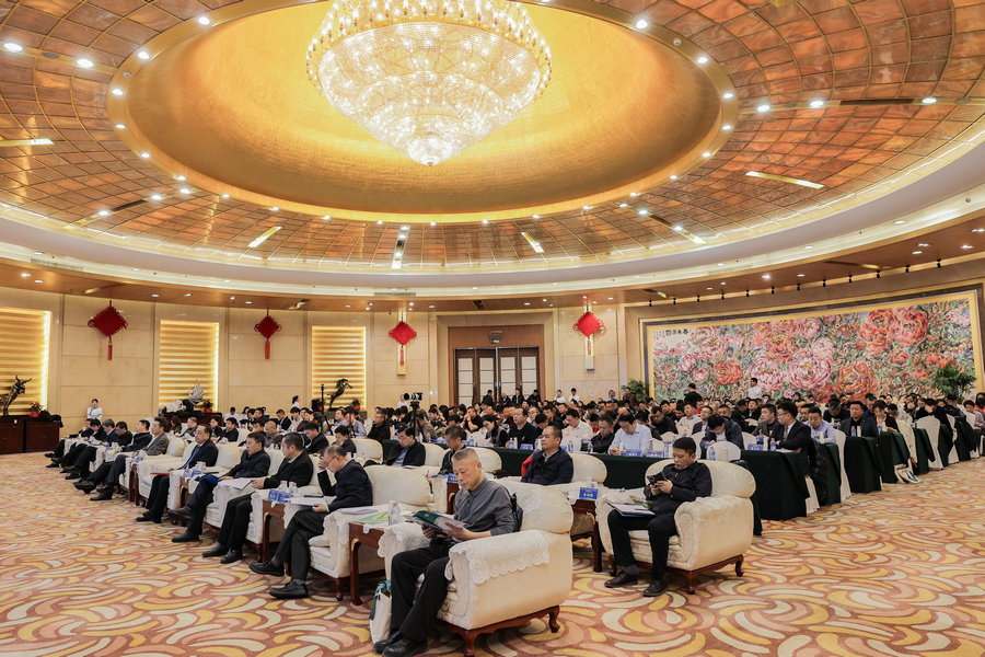 1737361474118070.jpg 12081258.jpg