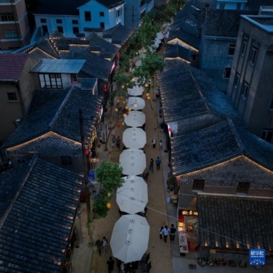 浙江新昌:夜經(jīng)濟拉動旅游業(yè)發(fā)展