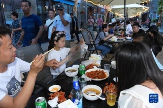 浙江新昌:夜經(jīng)濟拉動旅游業(yè)發(fā)展