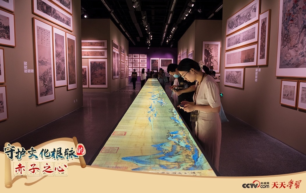 2023年7月1日，觀眾在浙江寧波美術館參觀中國歷代繪畫大系成果展·寧波特展。