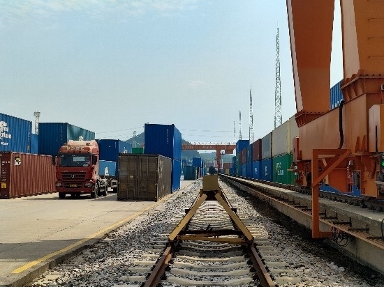 廣州東部公鐵聯(lián)運(yùn)樞紐（增城西站）。人民網(wǎng) 王雅蝶攝