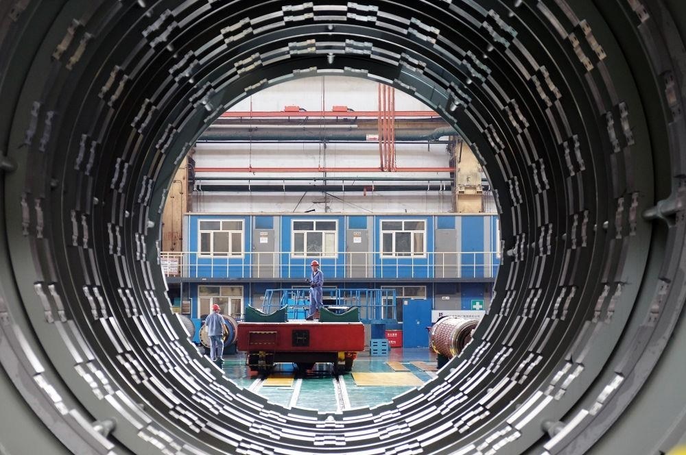 △2023年8月31日，工人在哈電集團哈爾濱電機廠有限責任公司的水電分廠重型車間作業(yè)。