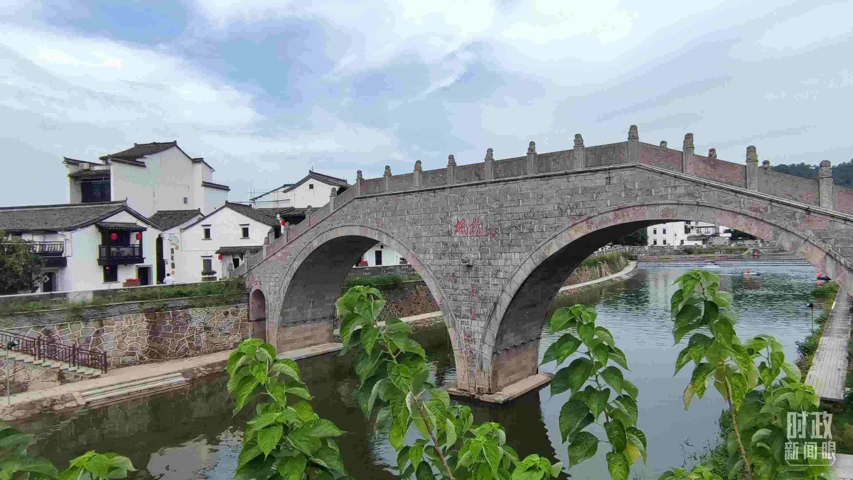 △楓橋古鎮(zhèn)。（總臺(tái)央視記者耿小龍拍攝）