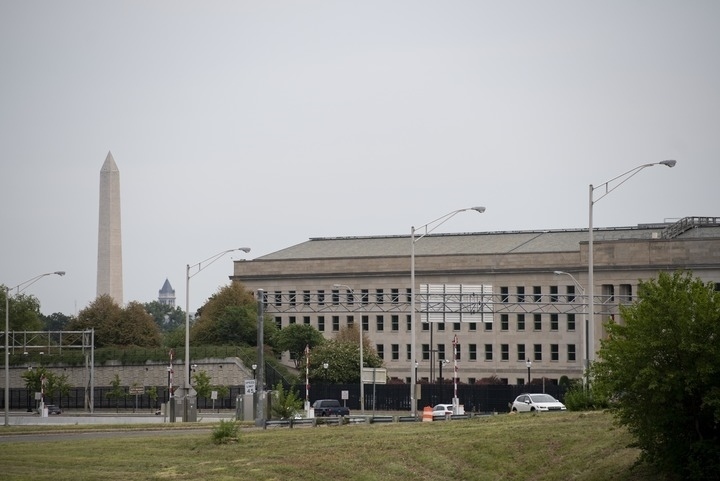 這是2021年8月3日在美國弗吉尼亞州阿靈頓拍攝的美國國防部所在地五角大樓。新華社記者劉杰攝