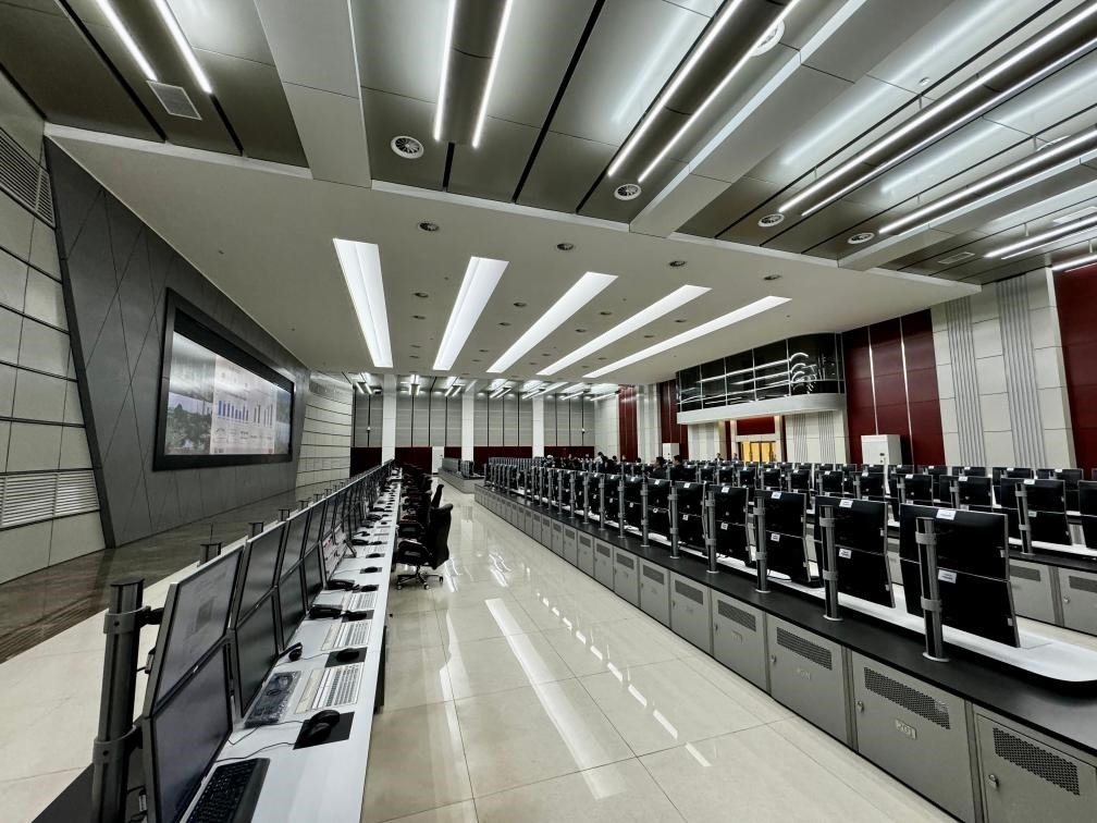 近日拍攝的公司管控中心。新華社記者 胡晨歡 攝