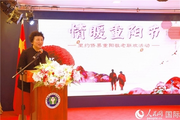 當?shù)貢r間10月23日，國務院僑務辦公室主任陳旭（中）在巴西里約熱內(nèi)盧出席國務院僑辦代表團與里約僑界座談會。 王天聰 攝