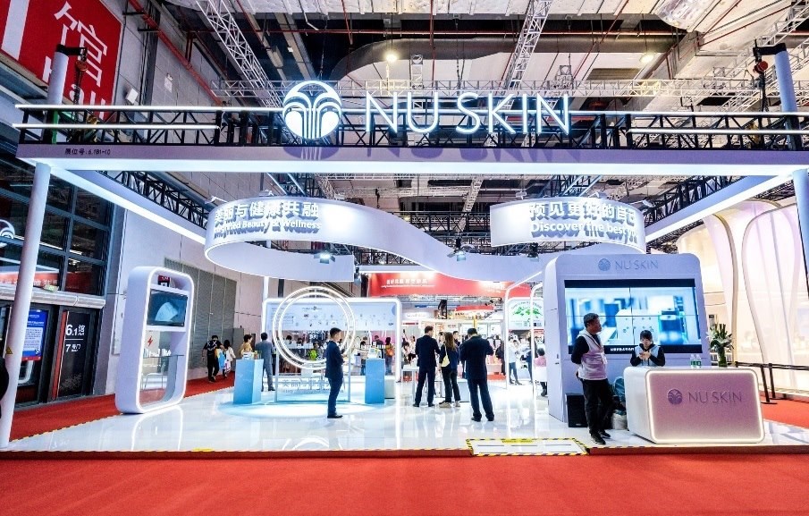 如新展臺(tái)。人民網(wǎng)記者 許維娜攝