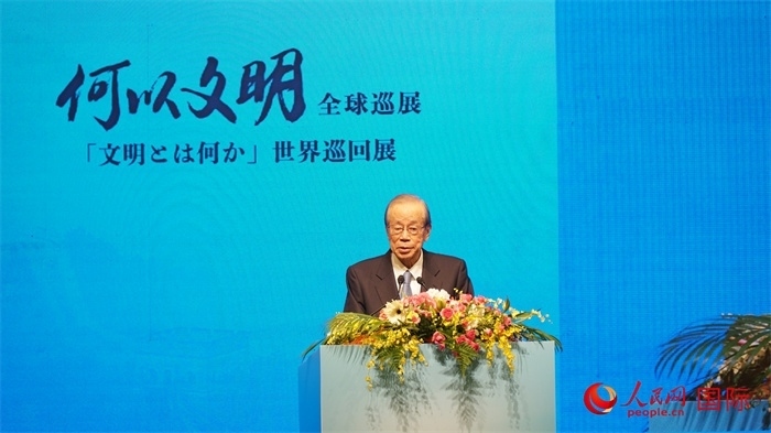 日本前首相福田康夫致辭。人民網(wǎng) 蔣曉辰攝