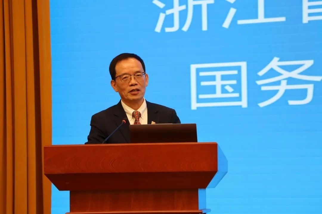 浙江省區(qū)域國別與國際傳播研究智庫聯(lián)盟首席專家、浙江師范大學(xué)非洲區(qū)域國別學(xué)學(xué)部學(xué)術(shù)委員會常務(wù)副主任劉鴻武致辭。主辦方供圖