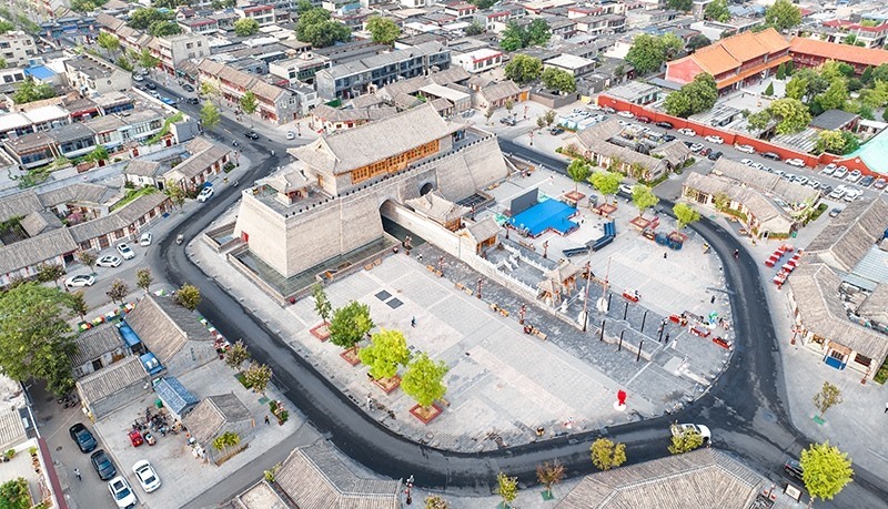 2022年9月8日，航拍河北正定古城陽和樓與正定歷史文化街。