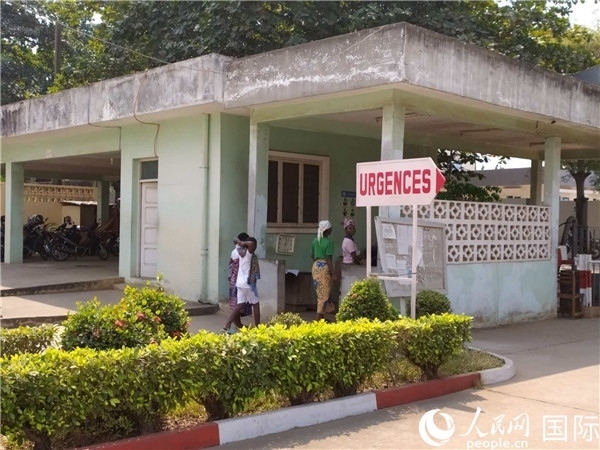 莫諾和庫福省中心醫(yī)院急診科。人民網(wǎng)記者 黃培昭攝