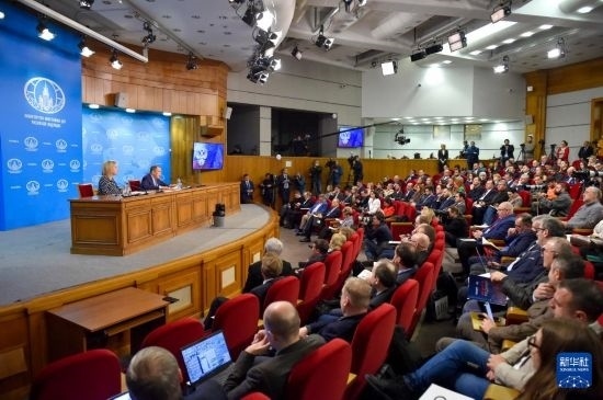 1月18日，在俄羅斯首都莫斯科，俄羅斯外長拉夫羅夫回答記者提問。新華社發(fā)（亞歷山大攝）