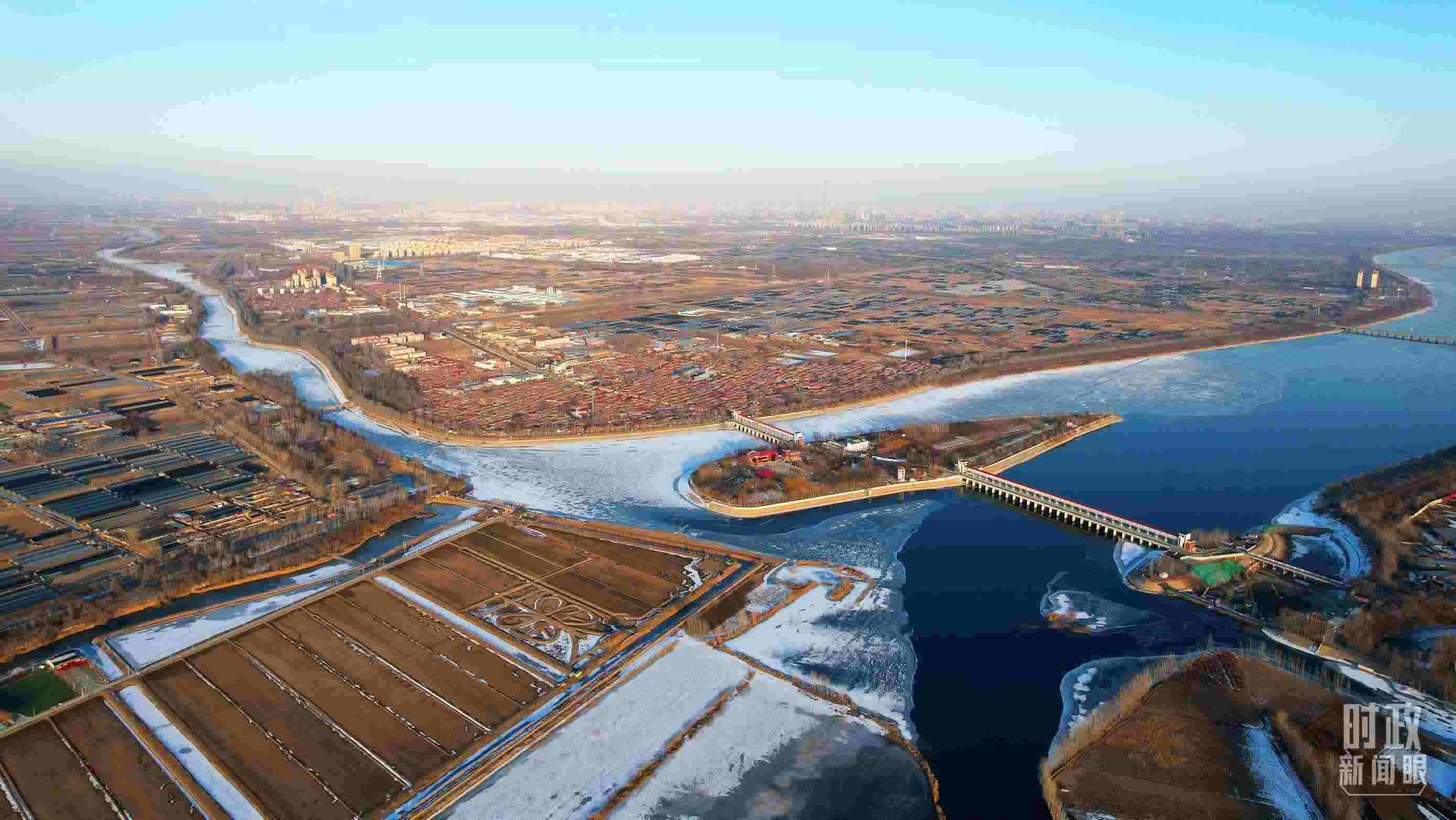 △俯瞰第六埠村。（總臺央視記者范凱拍攝）