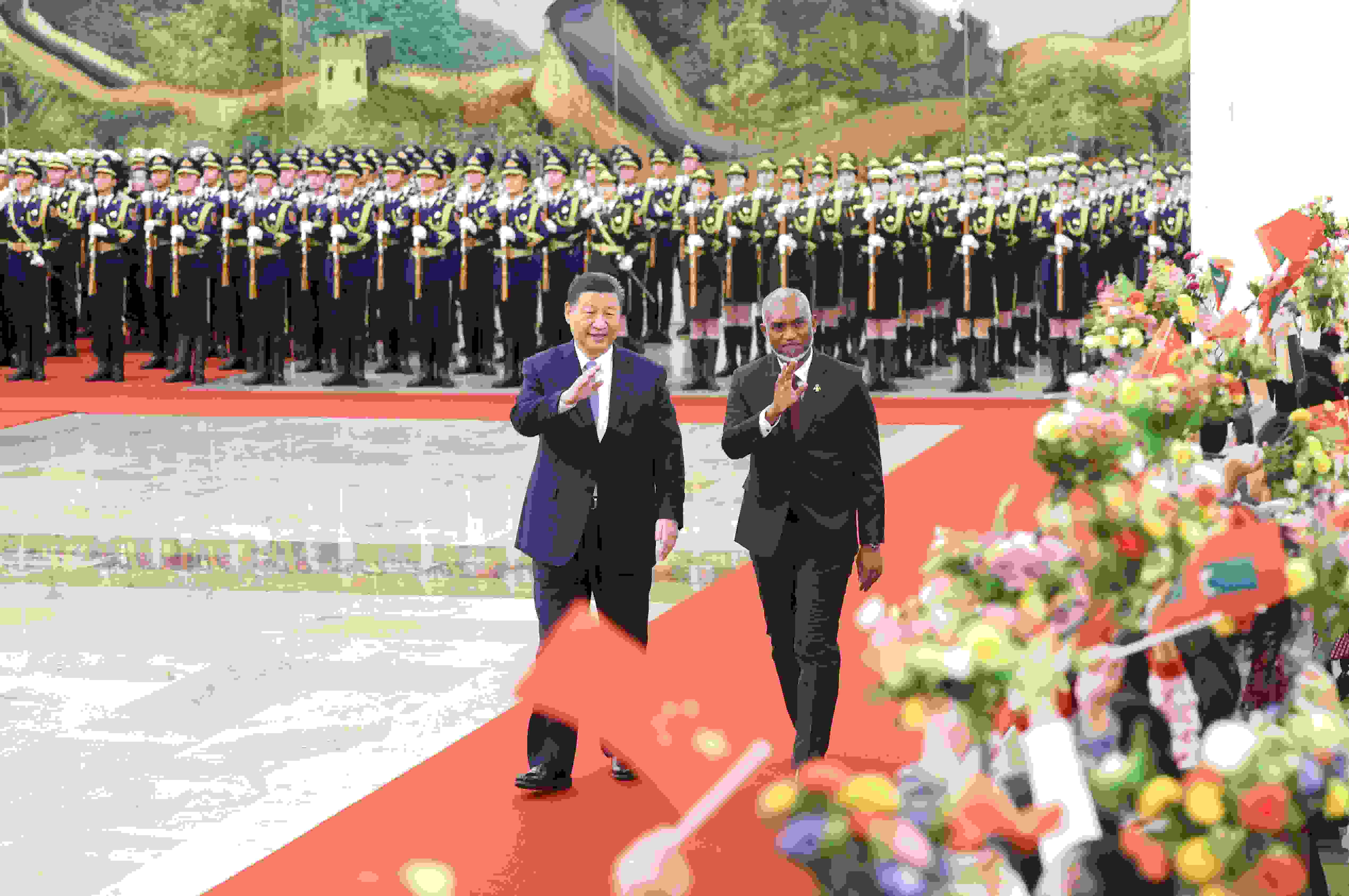 △2024年1月10日下午，國(guó)家主席習(xí)近平在北京人民大會(huì)堂同來華進(jìn)行國(guó)事訪問的馬爾代夫總統(tǒng)穆伊茲舉行會(huì)談。會(huì)談前，習(xí)近平主席在人民大會(huì)堂北大廳為穆伊茲總統(tǒng)舉行歡迎儀式。