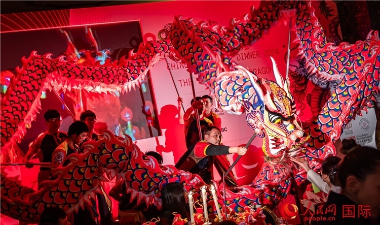 “共慶中國年 共享新機(jī)遇”破冰者新春晚宴現(xiàn)場盛況。人民網(wǎng) 郭錦標(biāo)攝