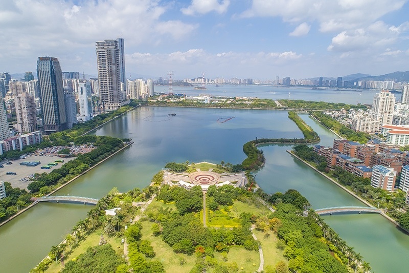 2021年5月15日，廈門，航拍筼筜湖，景色優(yōu)美。