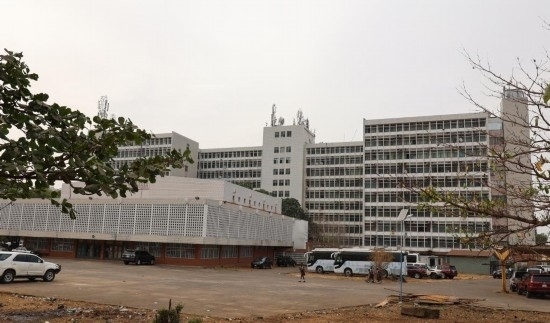 中塞友誼大廈。