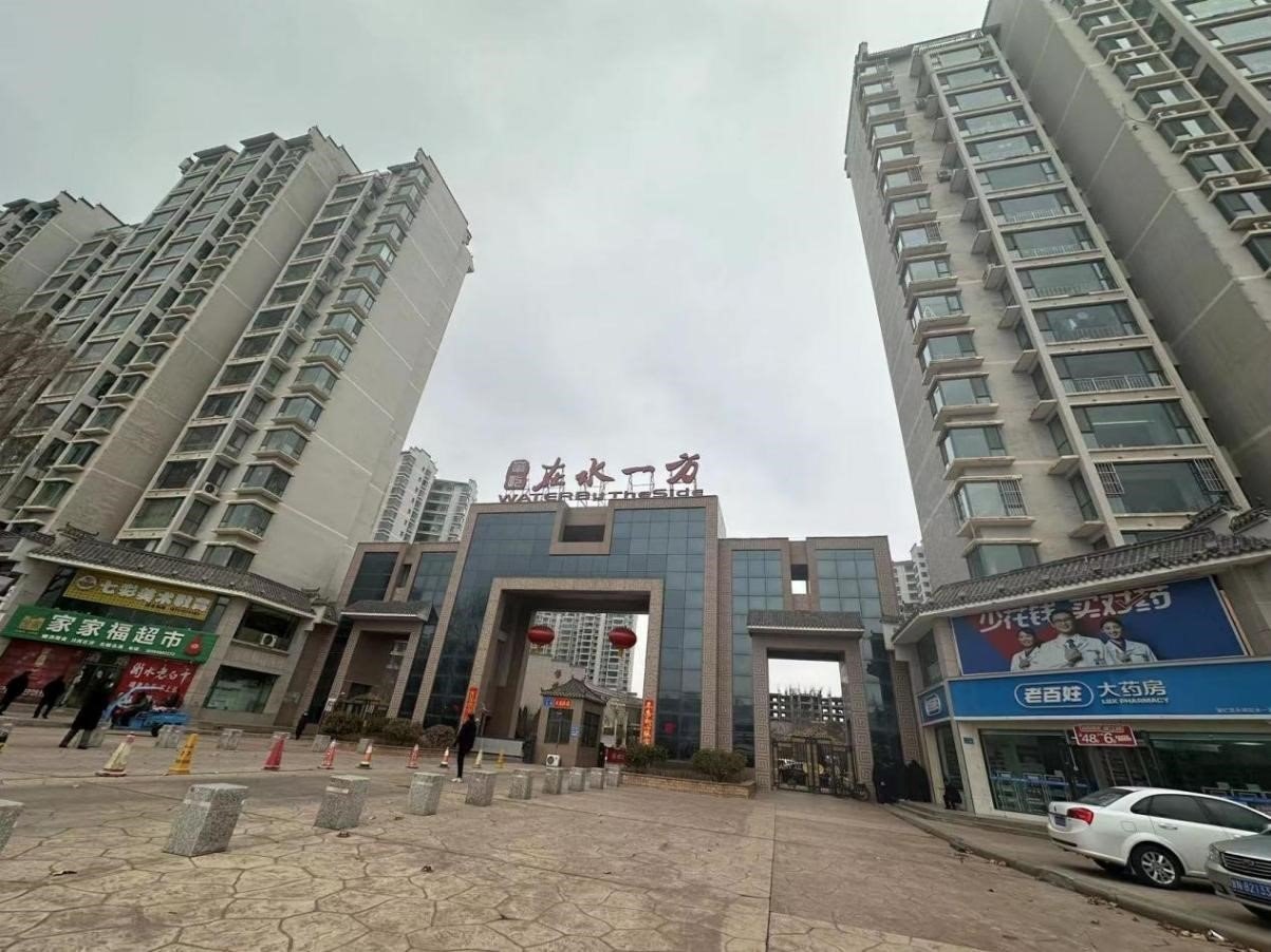 甘肅省永靖縣“在水一方”小區(qū)。人民網(wǎng)記者 馬昌攝