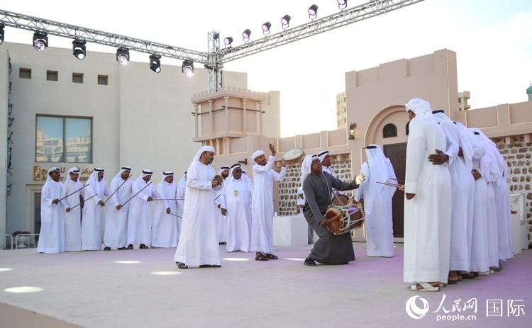 阿拉伯歌舞表演。人民網(wǎng) 塔里克·易卜拉欣攝