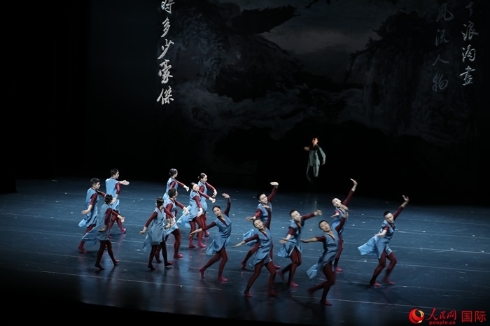 《詩憶東坡》美國巡演將持續(xù)2周，在華盛頓、紐約進行共計8場演出。人民網(wǎng)記者 李志偉攝