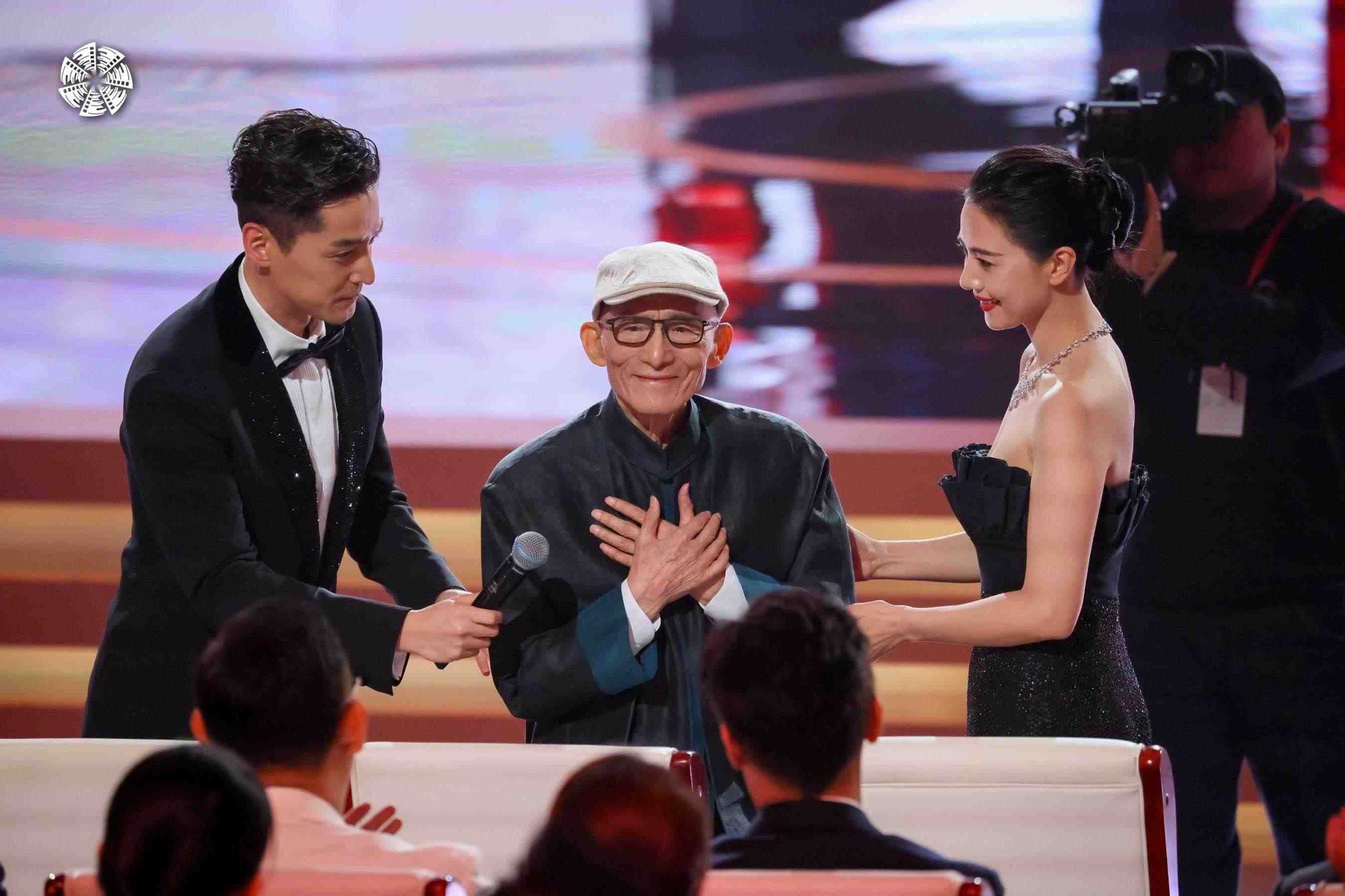 從左到右依次為演員胡歌，演員游本昌，演員高圓圓。主辦方供圖