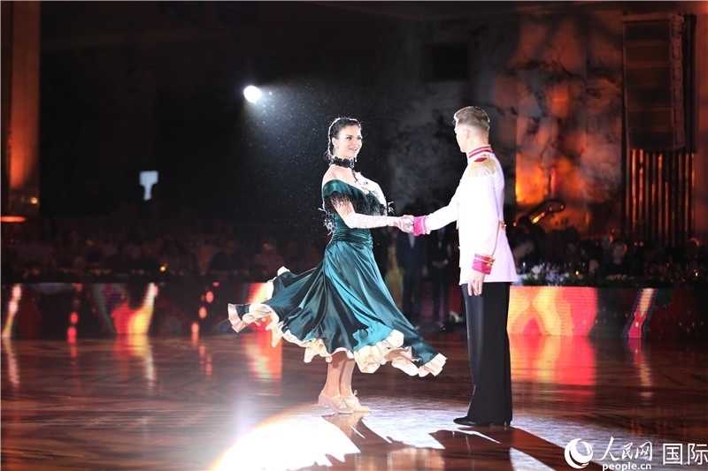 第五屆“克里姆林宮杯”國(guó)標(biāo)舞錦標(biāo)賽現(xiàn)場(chǎng)。于子恒攝