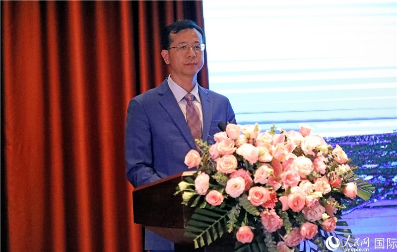 外交部外事管理司副司長姚紹俊在宣介會(huì)上致辭。人民網(wǎng)記者趙益普