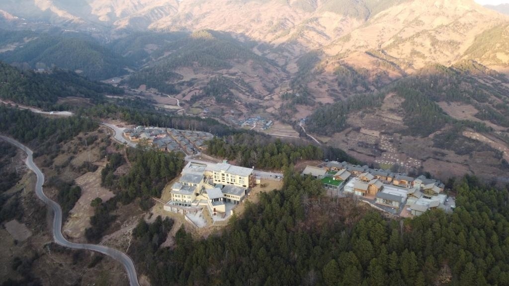 三河村全景（無人機照片）。新華社記者 尹恒 攝