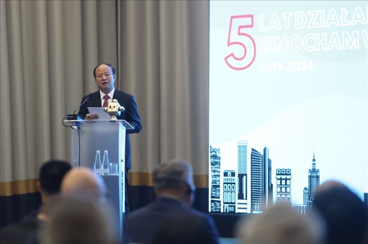 中國(guó)貿(mào)促會(huì)副會(huì)長(zhǎng)陳建安致辭。中國(guó)貿(mào)促會(huì)駐波蘭代表處供圖