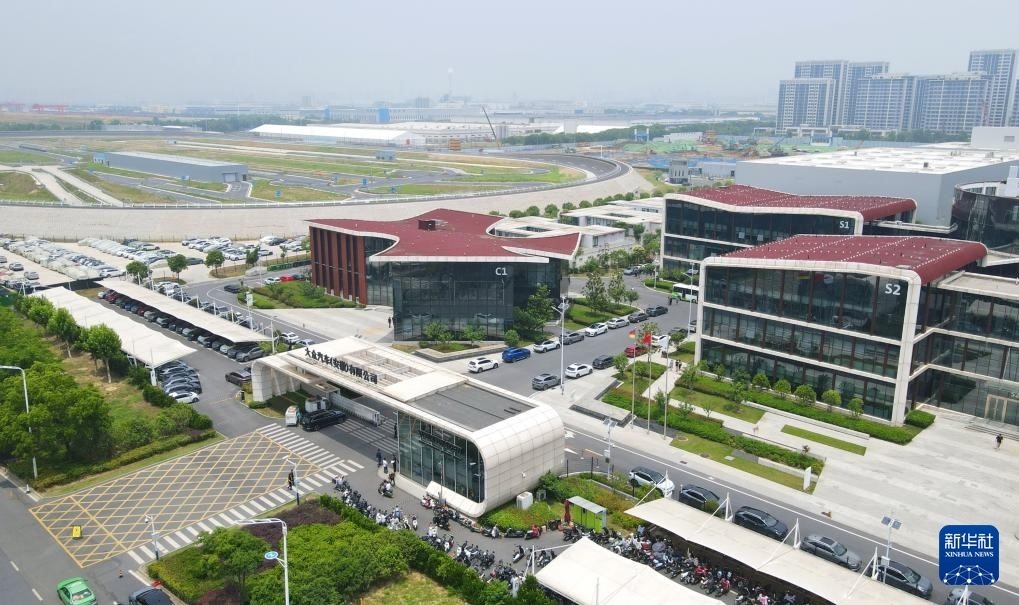 大眾汽車（安徽）有限公司外景（無人機(jī)照片，2024年6月7日攝）。新華社記者 郭晨 攝