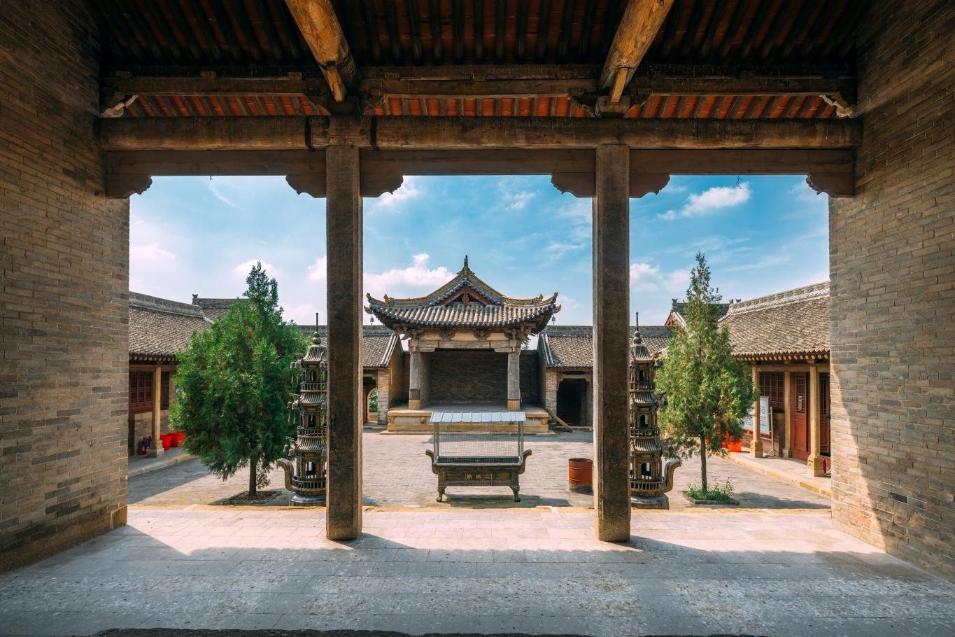 高平市王報(bào)村二郎廟金代戲臺(tái)。蘇唐詩攝