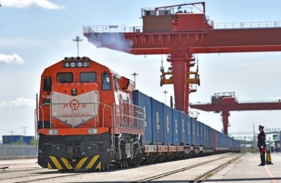 2023年9月19日，列車從中歐班列（沈陽）集結中心出發(fā)，將經由滿洲里口岸駛向歐洲。截至2024年8月2日，中歐班列（沈陽）集結中心往返開行中歐班列數突破1000列，運輸貨物超8萬標箱。