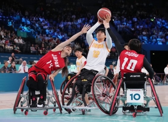 巴黎殘奧會｜“撞車、摔倒，我們都習(xí)慣了”