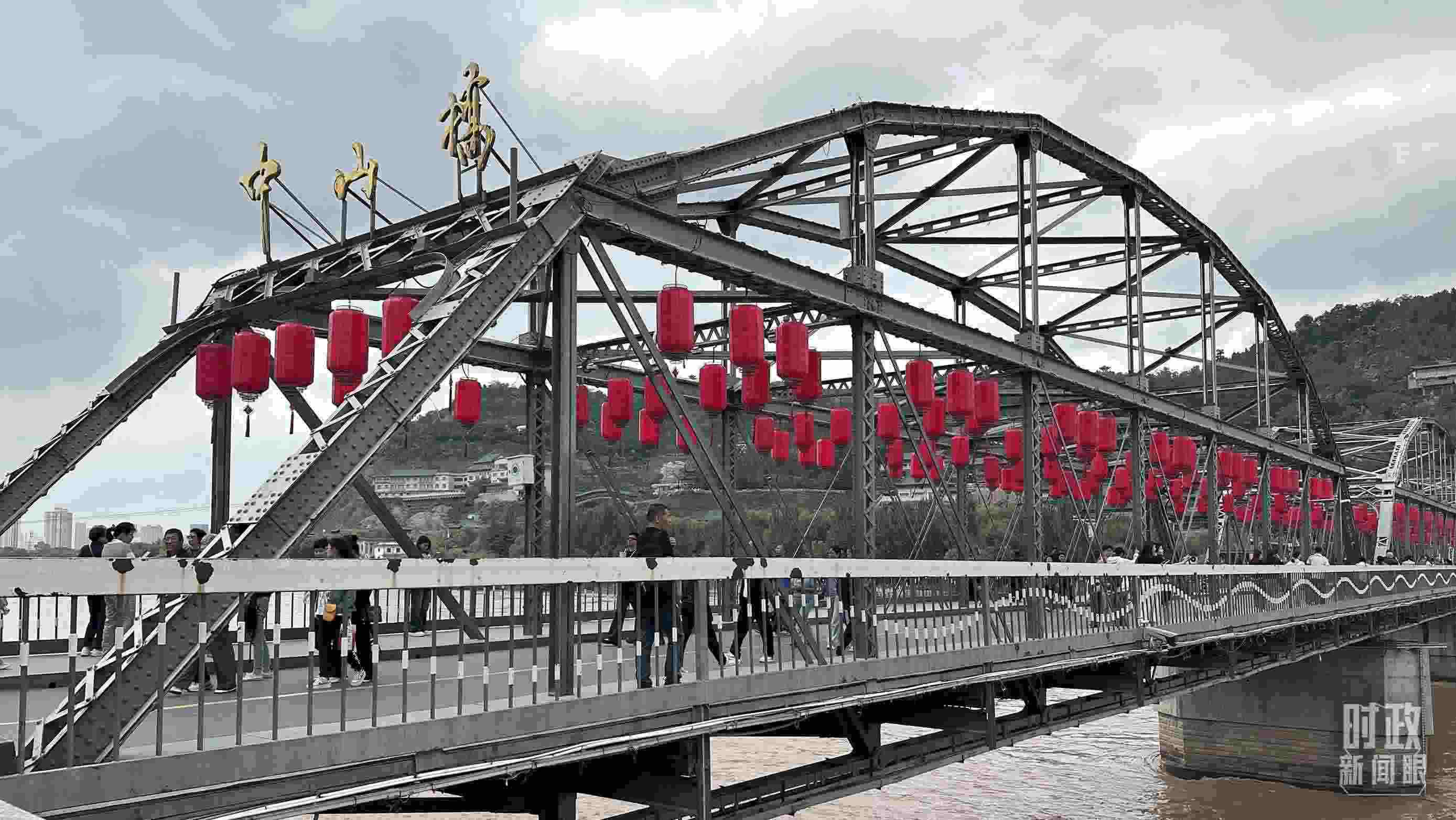 △中山橋。（總臺央視記者范一鳴、覃思拍攝）