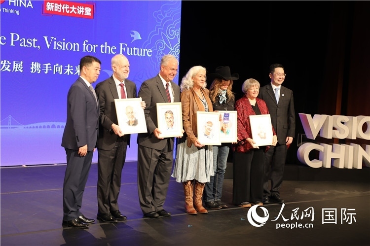 1、當(dāng)天的演講嘉賓講述了中美友好故事。 人民網(wǎng)記者 李志偉攝