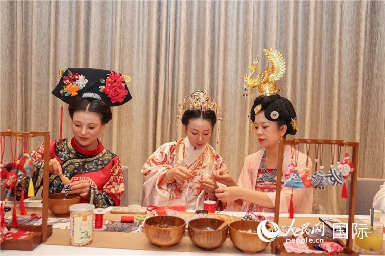 中國傳統(tǒng)文化展示。人民網(wǎng)記者任皓宇攝