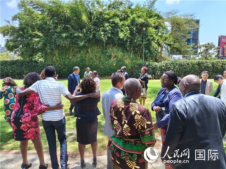 與會嘉賓在交流。陳哲攝