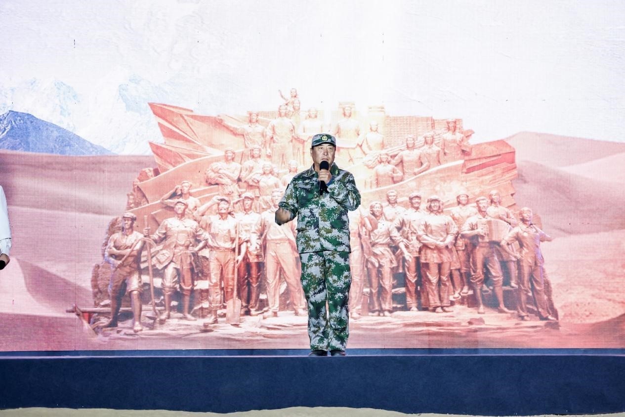 馬軍武在“何以中國(guó)·五星出東方”網(wǎng)絡(luò)主題宣傳活動(dòng)現(xiàn)場(chǎng)演講。人民視頻供圖