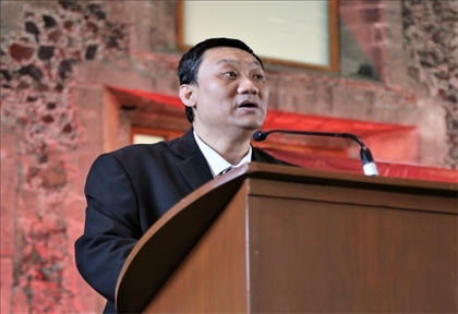 拉美分社負(fù)責(zé)人苗野主持慶祝活動(dòng)。主辦方供圖