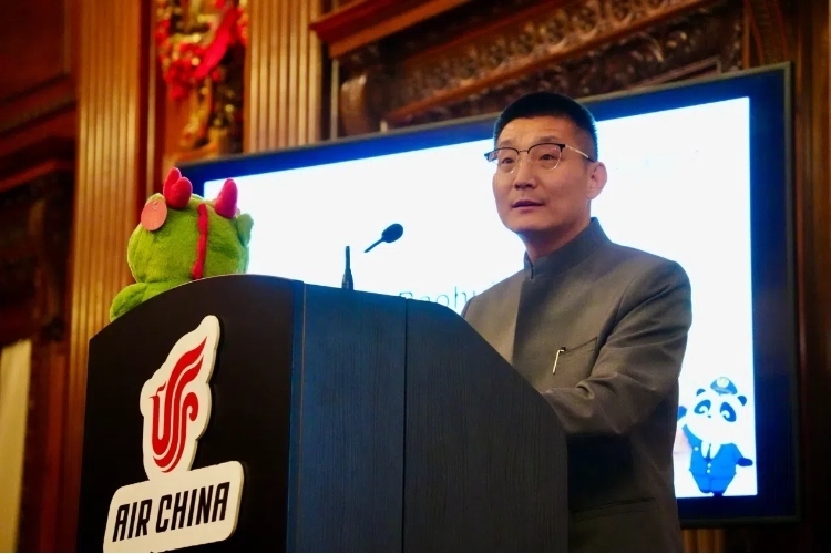 國航倫敦營業(yè)部總經(jīng)理夏寶輝致辭。吳若鳴攝