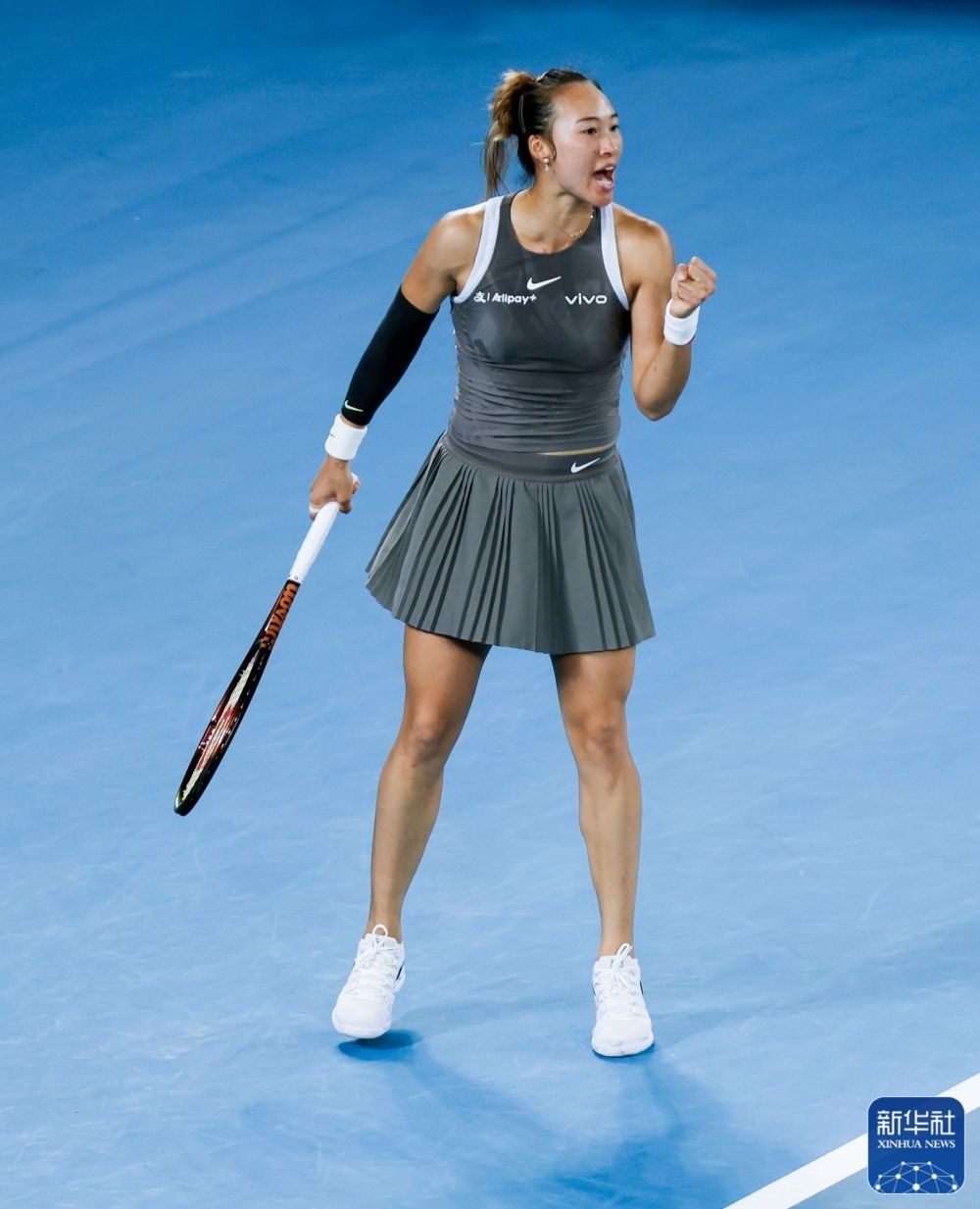 ↑鄭欽文在比賽中慶祝得分。新華社記者 馬平 攝