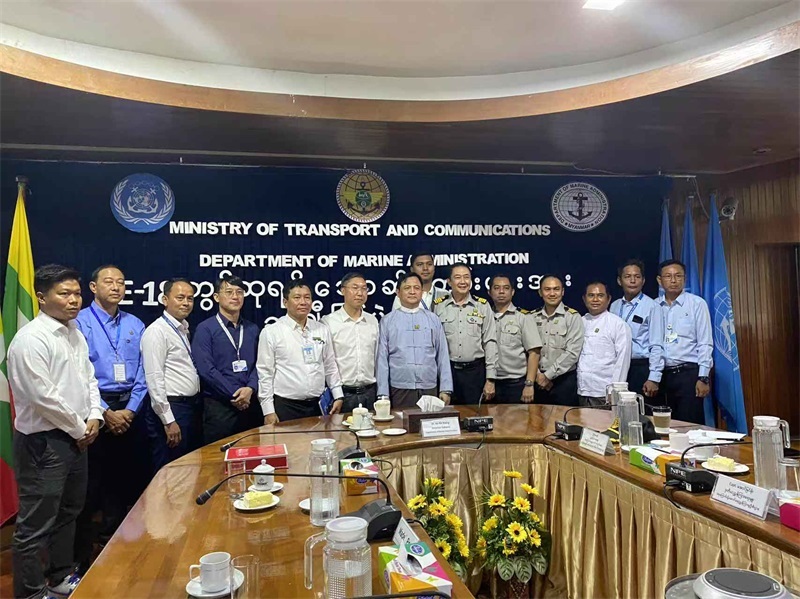 緬甸第18屆國(guó)家級(jí)港口設(shè)施安全聯(lián)合演習(xí)頒獎(jiǎng)儀式現(xiàn)場(chǎng)。中緬油氣管道公司供圖