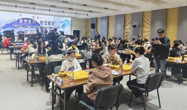 比賽現(xiàn)場(chǎng)。人民網(wǎng)記者 李乃妍攝