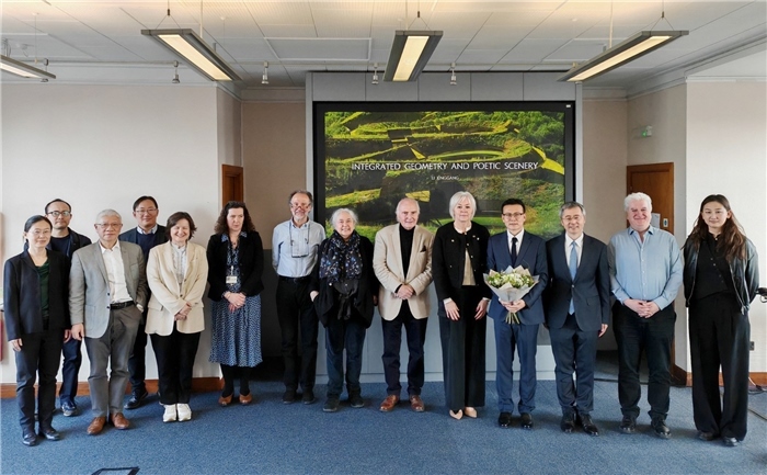 參加開(kāi)幕式和學(xué)術(shù)交流活動(dòng)的嘉賓合影?；顒?dòng)主辦方供圖