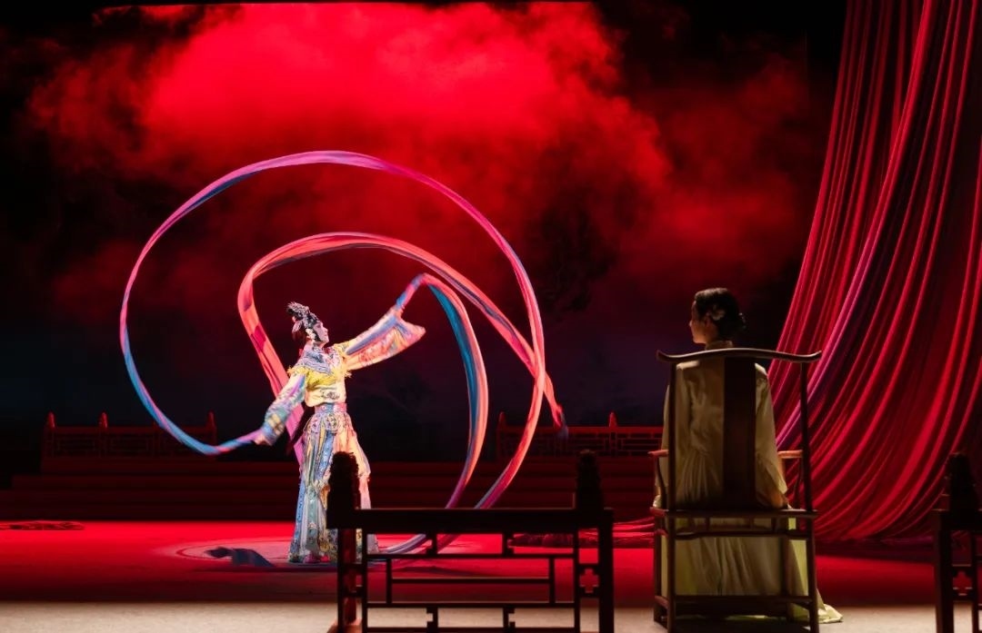 演出現(xiàn)場。北京人藝供圖