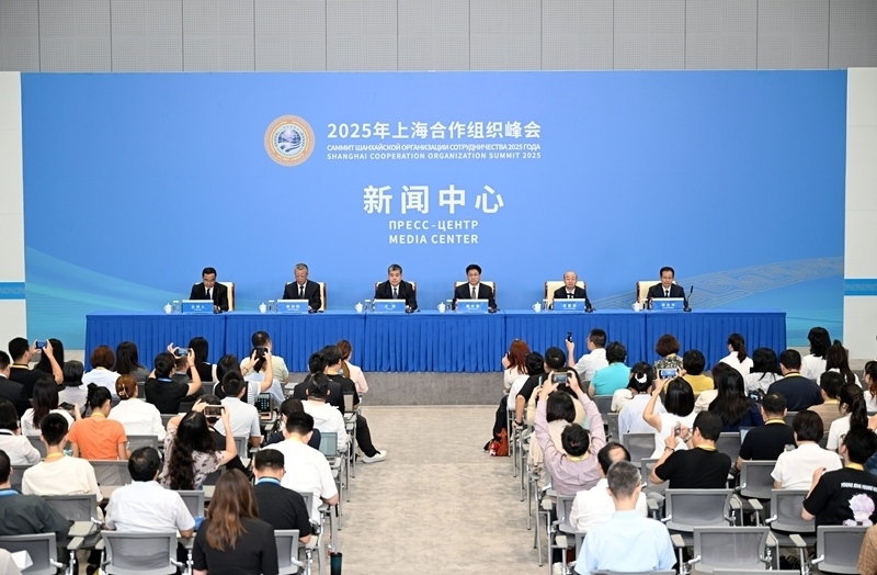 上合組織天津峰會(huì)丨2025年上海合作組織峰會(huì)新聞中心舉行天津?qū)龃碉L(fēng)會(huì)(4)XxjpsgC000096_20250829_PEPFN0A001_副本.jpg